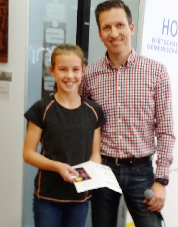 Kinder10 Lena Wiedenhofer.jpg
