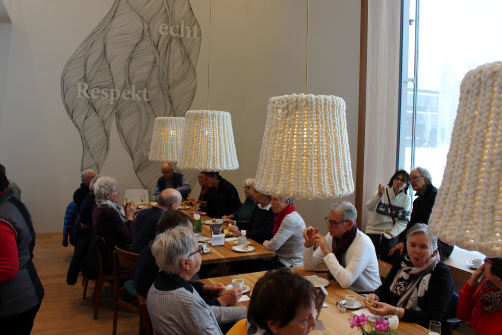 Seniorenbund Exkursion B__CKEREI MANGOLD D im Cafe 10-01-2019 _4_.JPG