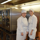 Alma und Emma in BK.JPG
