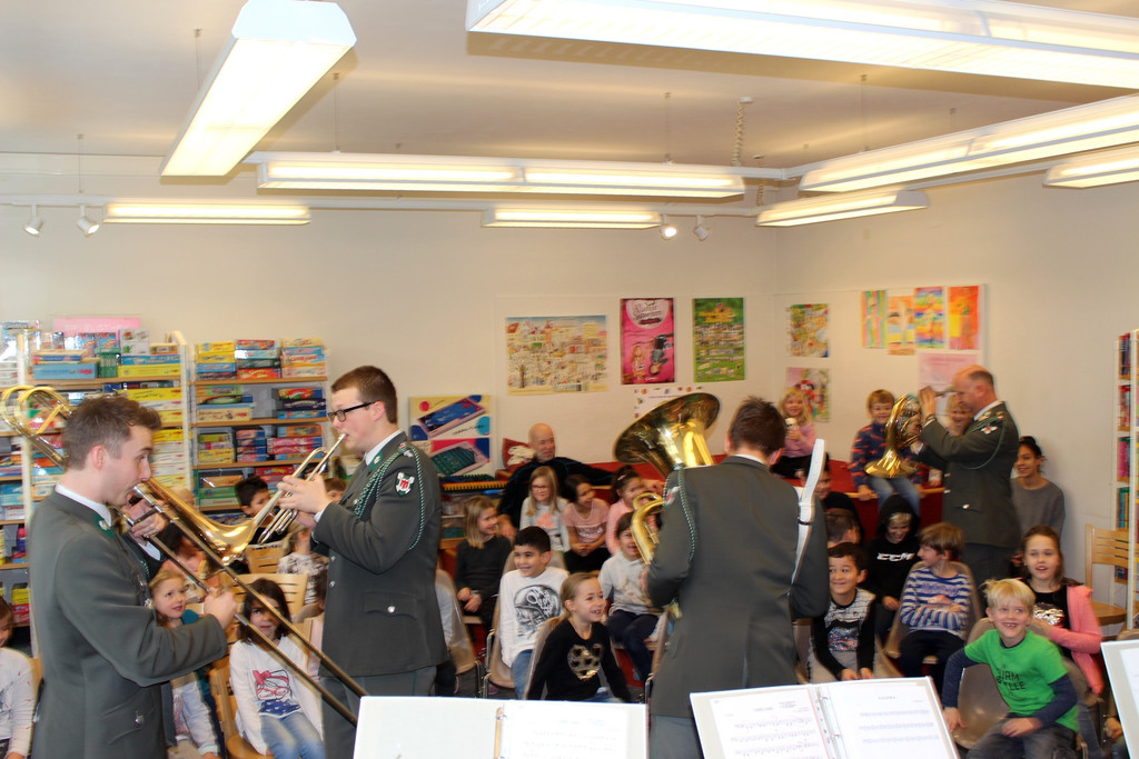 Musikverein NACHWUCHSWERBUNG in der VS C Programm 11-1-2019 _2_.JPG