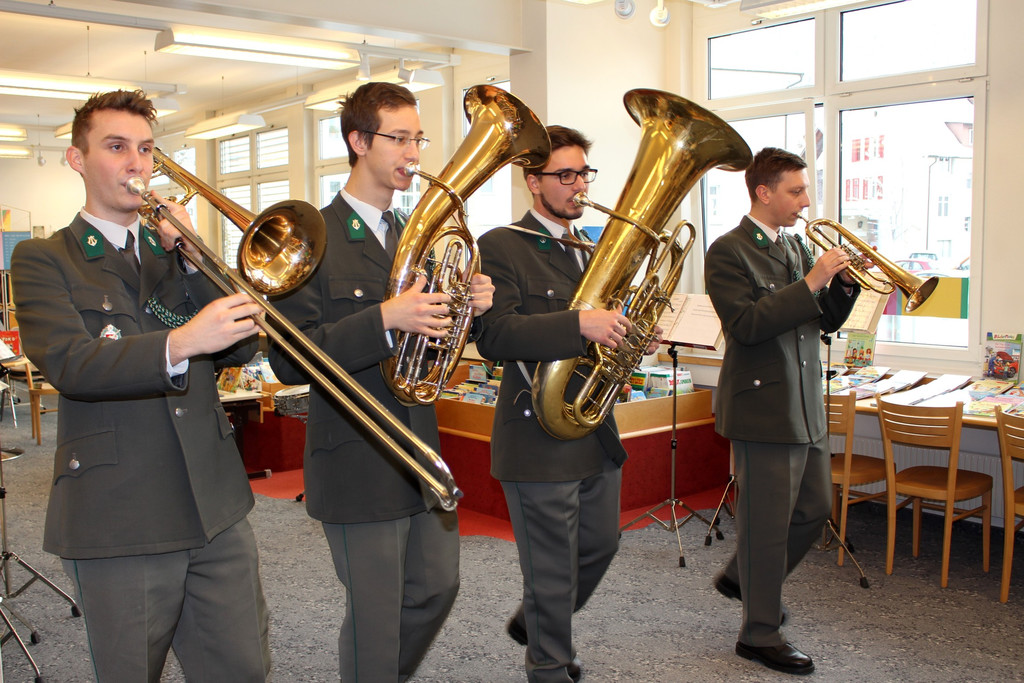 Musikverein NACHWUCHSWERBUNG in der VS C Programm 11-1-2019 _10_.JPG