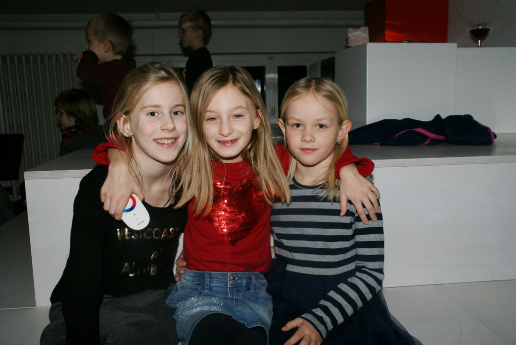 v_li_ Merle_ Naima_ Antonia.JPG