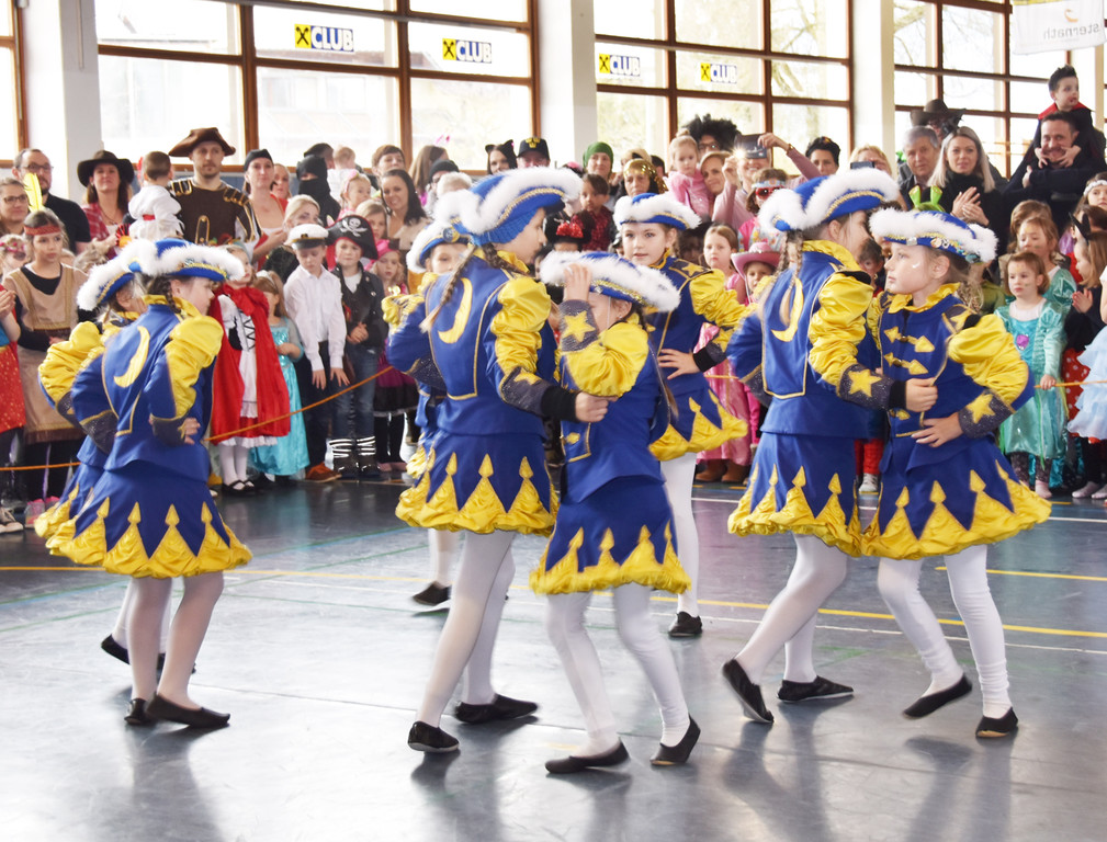 Kinderball  19 11.jpg