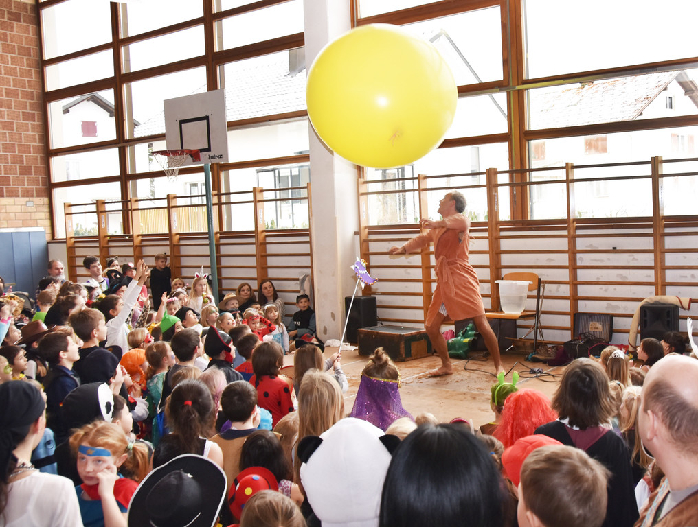 Kinderball  19 112.jpg
