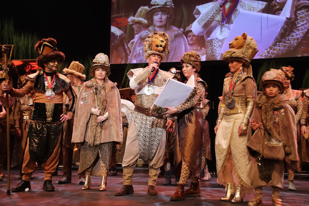 Show 4.jpg