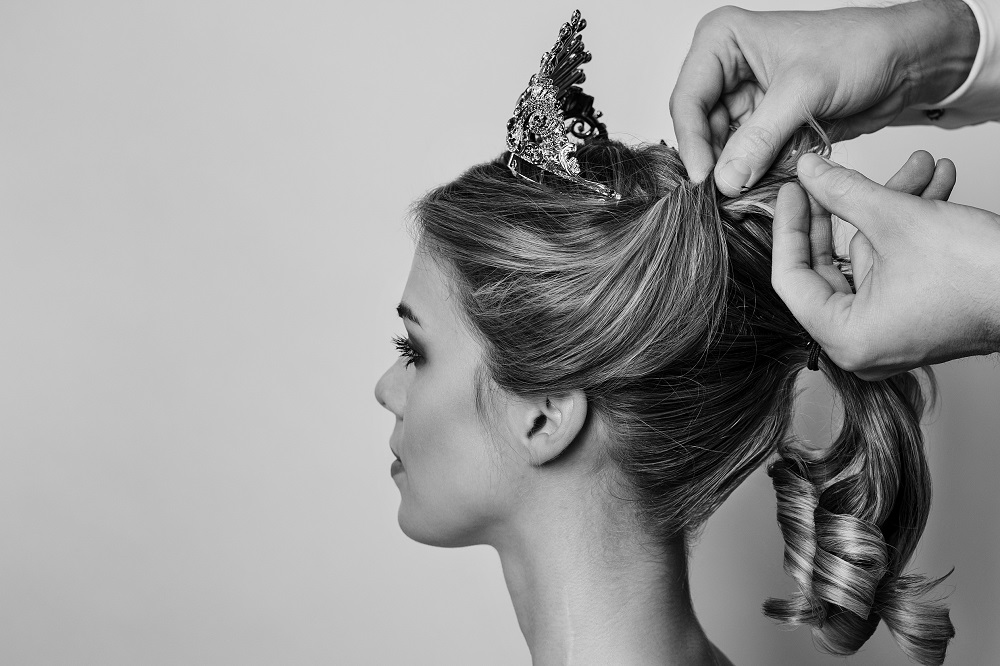 Step6-Opernball-Deb__tantin_c_Swarovski_J__rgen Hammerschmid 20146kl.jpg