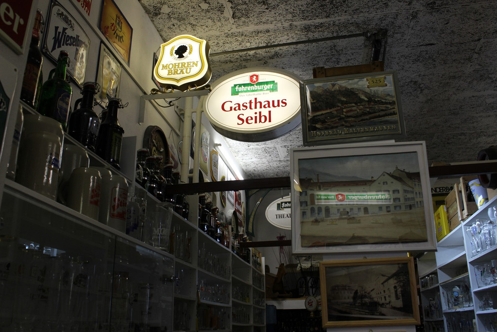 Seibl Hans BIER SAMMLUNG D Ausstellung GARAGE Februar 2019 _5_.JPG
