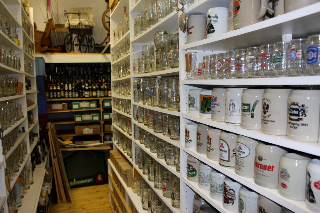 Seibl Hans BIER SAMMLUNG D Ausstellung GARAGE Februar 2019 _38_.JPG