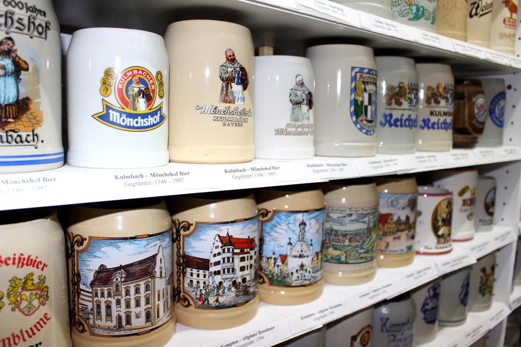 Seibl Hans BIER SAMMLUNG D Ausstellung GARAGE Februar 2019 _34_.JPG