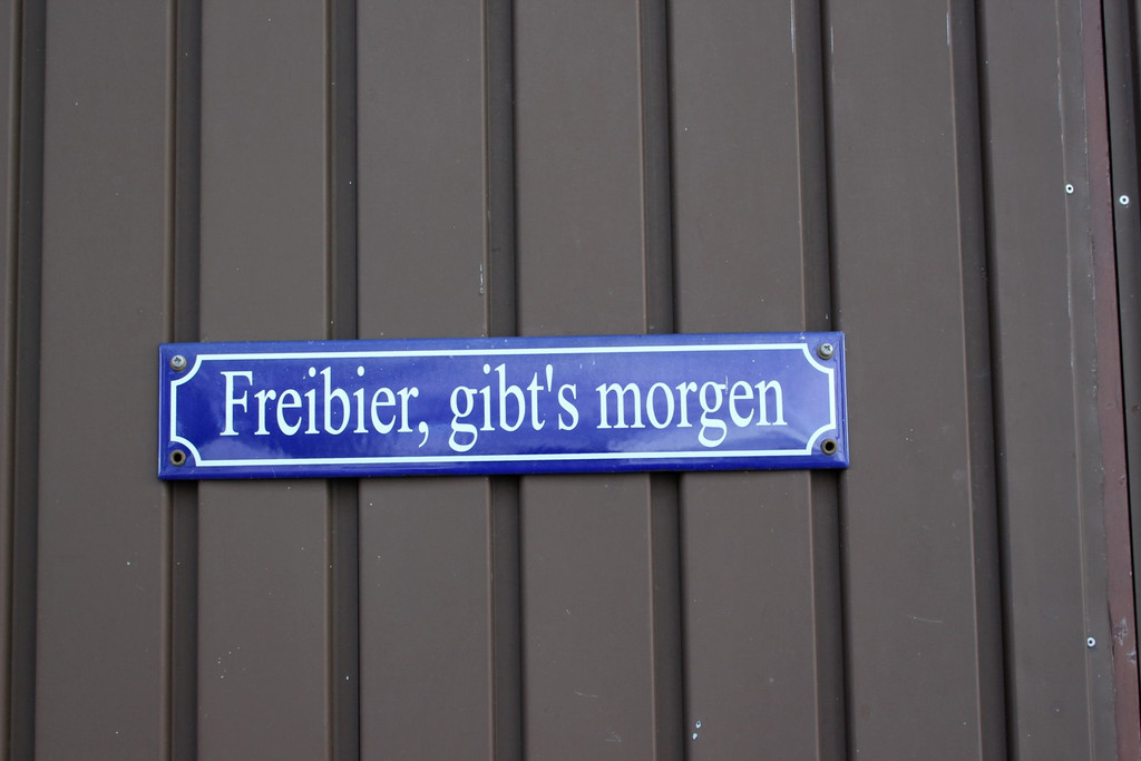 Seibl Hans BIER SAMMLUNG D Ausstellung GARAGE Februar 2019 _10_.JPG