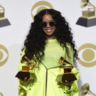 61st_Annual_Grammy_Awards_-_Press_Room_86794.jpg