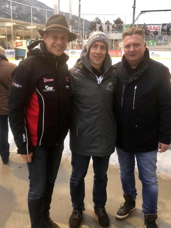 hockey5.jpg