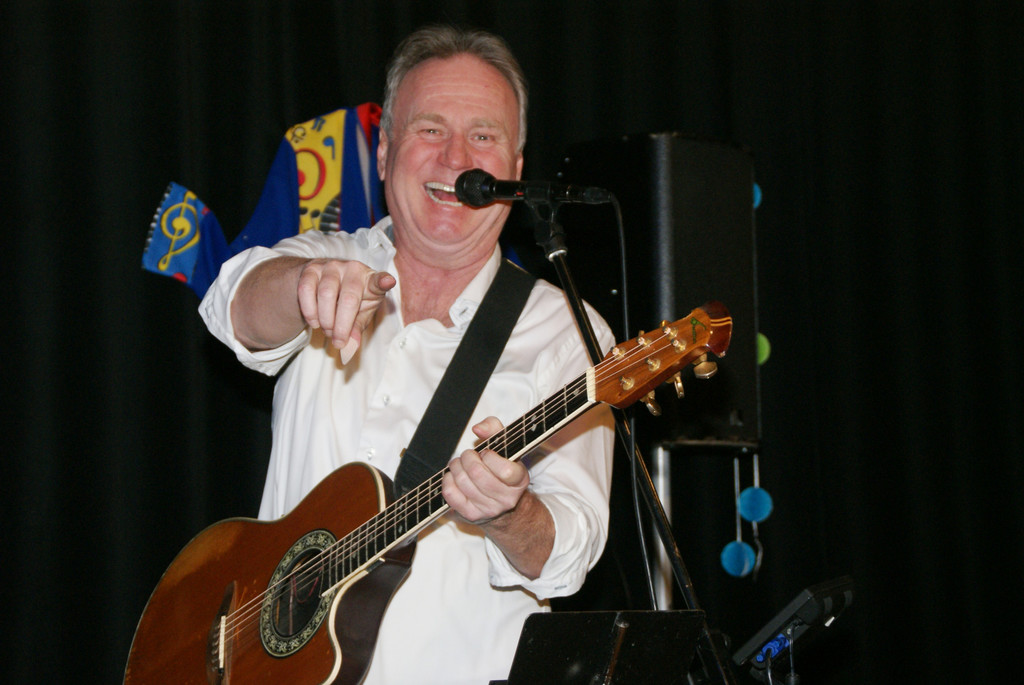 Rudi und die Muntermacher sorgten f__r Stimmung.JPG