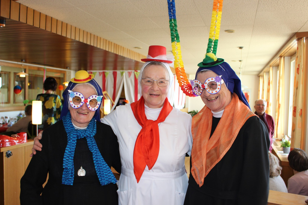 Jesuheim FASCHING B MENSCHEN 14-02-2019 _7_.JPG