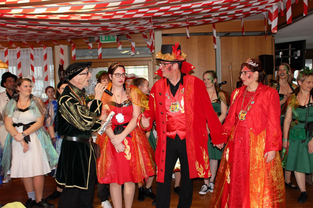 Jesuheim FASCHING D Besuch H__rbranzer Prinzenpaar 14-02-2019 _3_.JPG