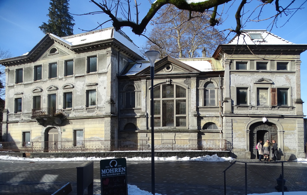 Literatur3 Villa.jpg