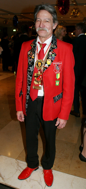 Rhin-Zig__nar Pr__sident Hans-Werner Petzold.JPG