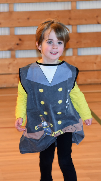 Benedikt ist mit vier Jahren der J__ngste im Bunde.JPG