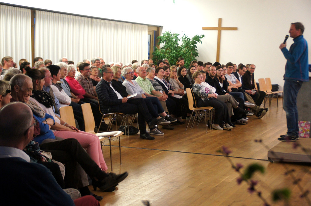 Pfarre Glaubensforum 2019 Symbolfotos f__r TERMINANK__NDIGUMG M__rz 2019 _6_.JPG