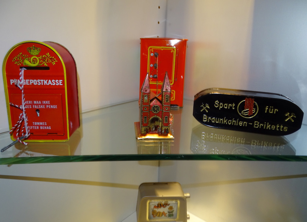 Willi10 Sparkassen _.jpg