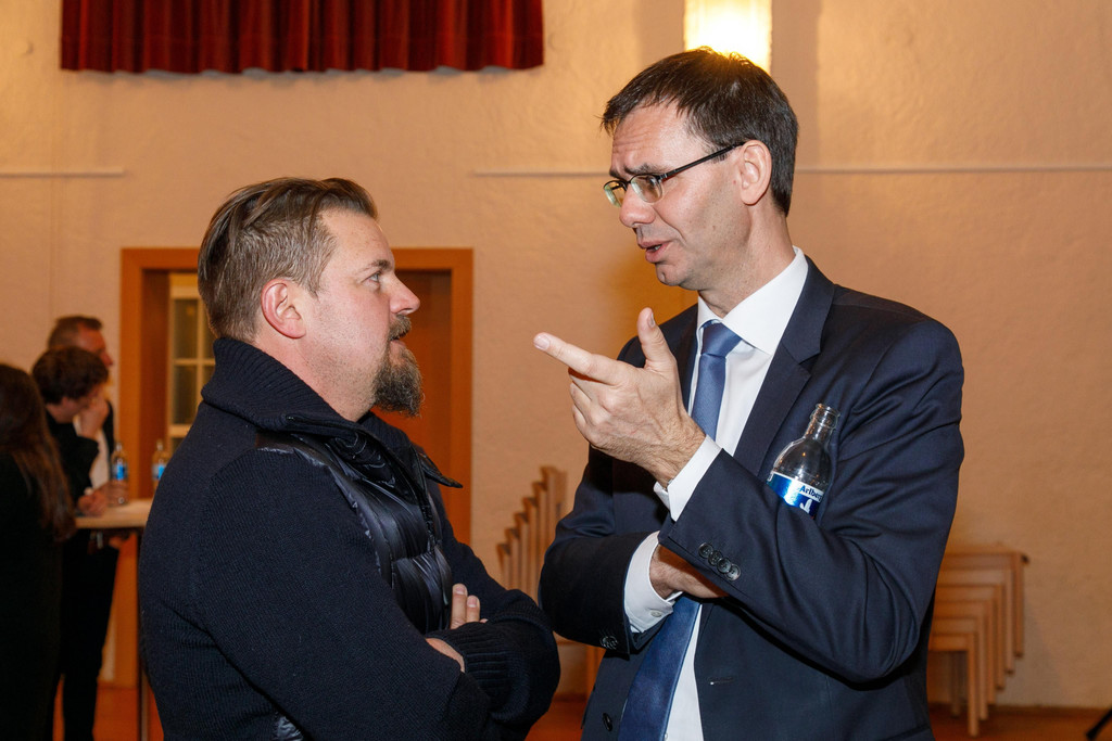 2019-9296-016.jpg