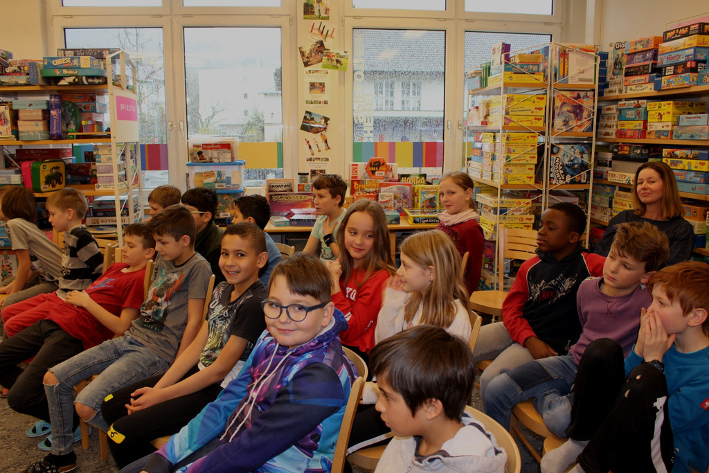 Lochau B__cherei LESUNG mit OLIVER SCHERZ f__r die Volksschule M__rz 2019 _12_.JPG
