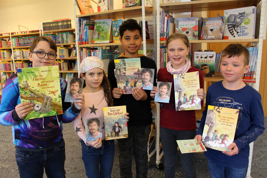 Lochau B__cherei LESUNG mit OLIVER SCHERZ f__r die Volksschule M__rz 2019 _5_.JPG