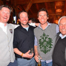 Kelo-Bar 20-Jahr-Jubil__um 2019 Hannes Fritz mit Schischulleitern aus dem Bregenzerwald und Schruns _1_.jpg