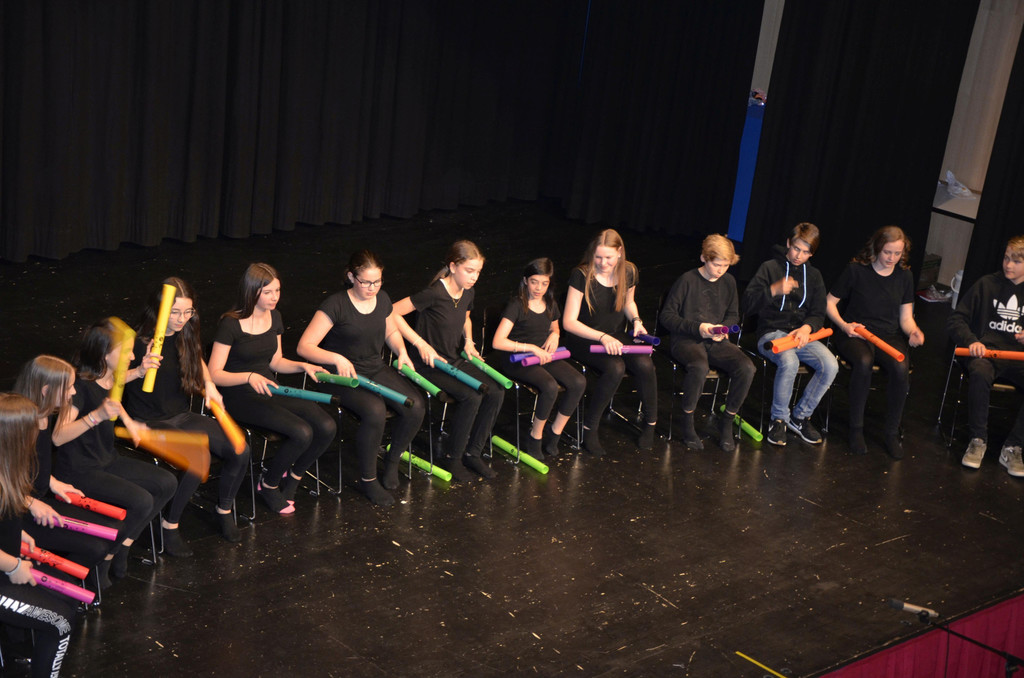 Rhythmische Takte mit Boomwhacker.jpg