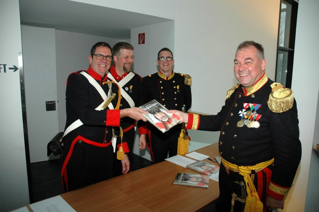 16-DSC_2382.JPG