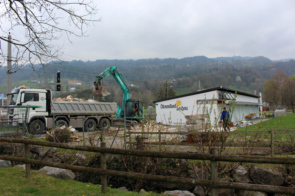 Strandbad ABBRUCH Sanit__rgeb__ude 09-04-2019 _23_.JPG