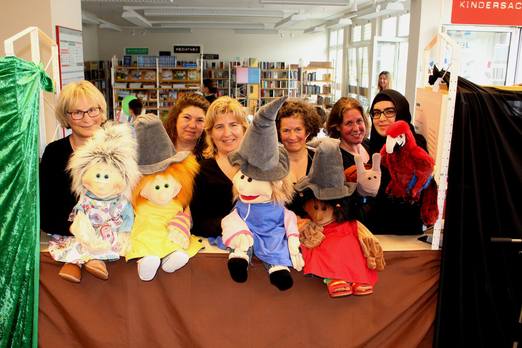 B__cherei LESETAG Volksschule VORSTADTPUPPEN 11-04-2019 _5_.JPG