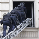 Polizei-Großeinsatz am Kärntner Ring in Wien