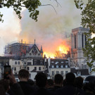 Notre Dame in Flammen II