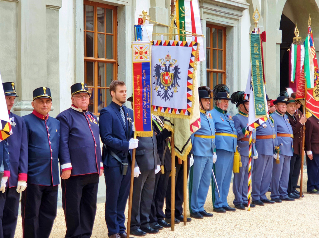 19 Kommando __bergabe IR 18 13_04_19.jpg