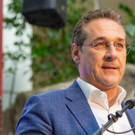 FPOE-Wahlkampfauftakt zur EU-Wahl - Lugner City - 26_04_2019-77.jpg