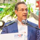 FPOE-Wahlkampfauftakt zur EU-Wahl - Lugner City - 26_04_2019-86.jpg