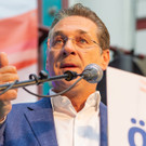 FPOE-Wahlkampfauftakt zur EU-Wahl - Lugner City - 26_04_2019-102.jpg