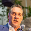FPOE-Wahlkampfauftakt zur EU-Wahl - Lugner City - 26_04_2019-105.jpg