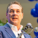 FPOE-Wahlkampfauftakt zur EU-Wahl - Lugner City - 26_04_2019-123.jpg