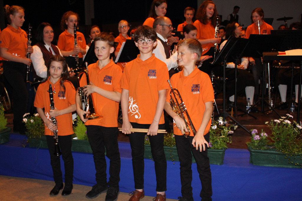 Musikverein FR__HLINGSKONZERT C AUFTRITT JUNGMUSIK 27-04-2019 _3_.JPG