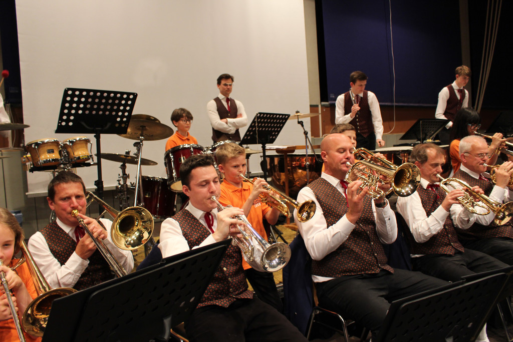 Musikverein FR__HLINGSKONZERT C AUFTRITT JUNGMUSIK 27-04-2019 _13_.JPG