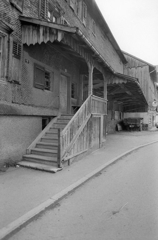 RZ0049f-002.jpg