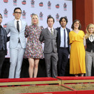 Der Cast von "The Big Bang Theory" verewigte sich vor dem TCL Chinese Theatre in Hollywood in Zement