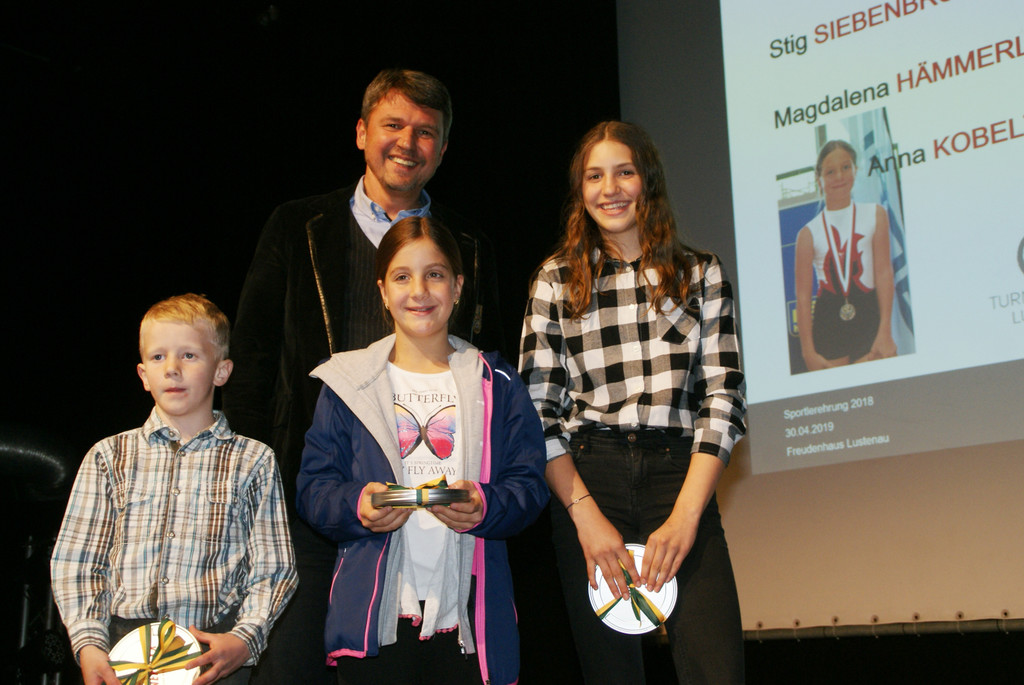 Vlbg_ Landesmeister im Turnen.JPG