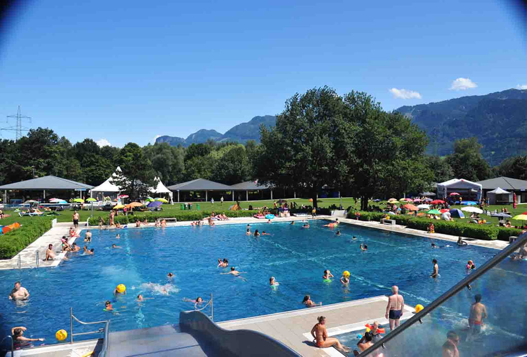 Baden10 Familienbecken.jpg