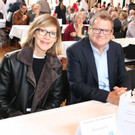 Fahnengota Cilli Rhomberg und GR Paul Schwerzler.jpg