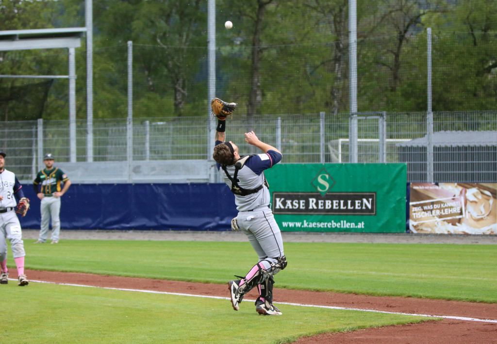 Indians_Athletics_11052019 _2_.JPG