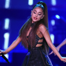 Ariana_Grande_59080.jpg