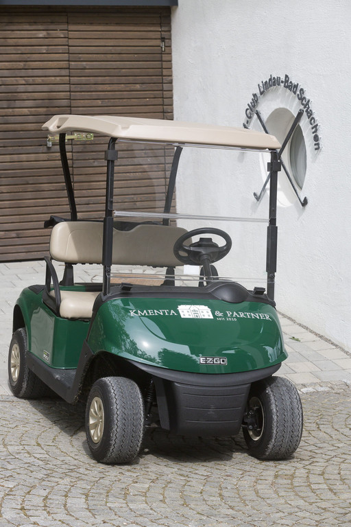 Kmenta-Golfcup-227-Golfcart.JPG
